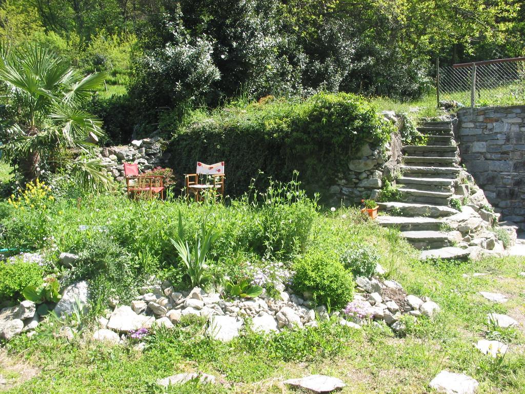 Apartamento Casa al bosco Intragna Exterior foto